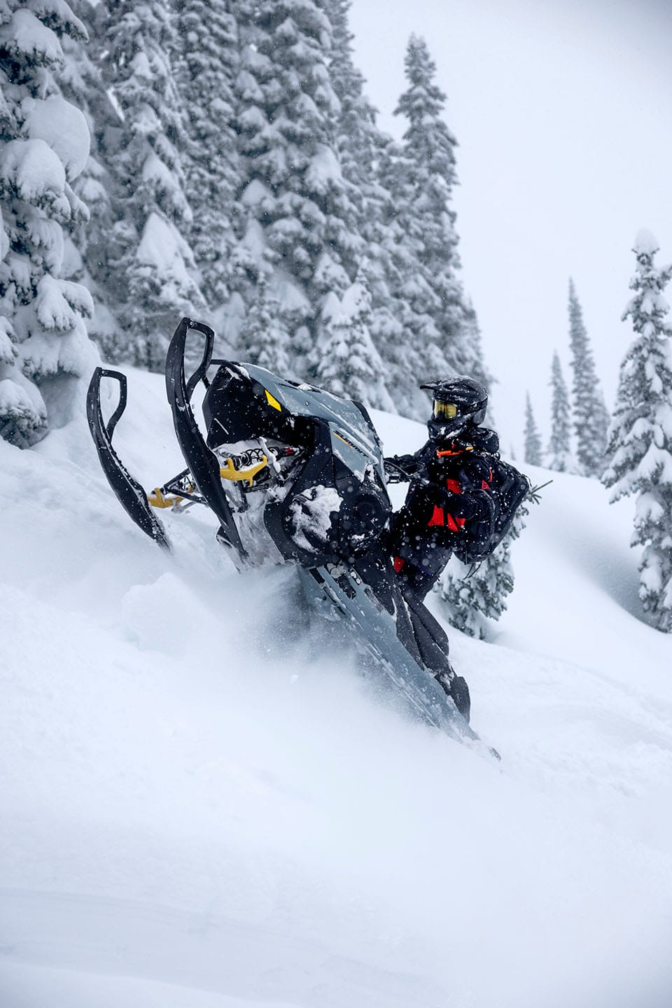 2027 Ski-Doo Summit X 165 850