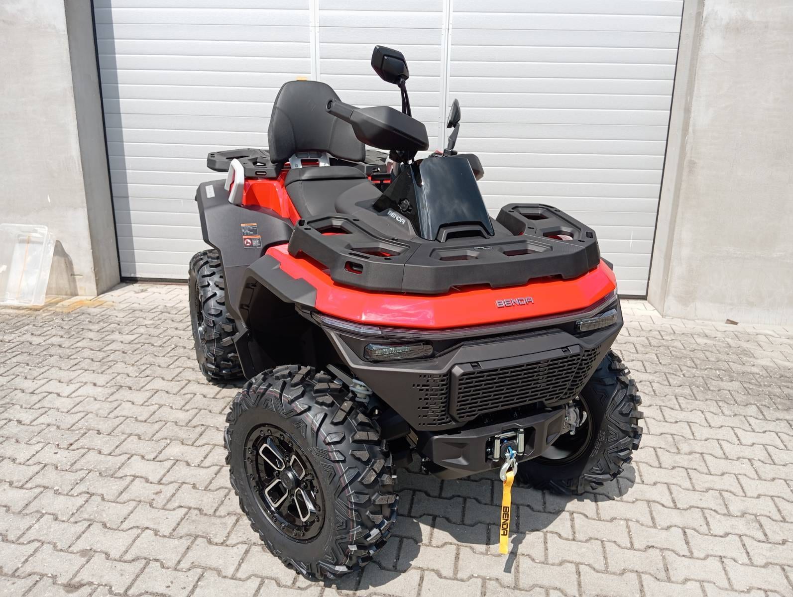 Benda Redstone 1000 R2 (2026) — фотография 1