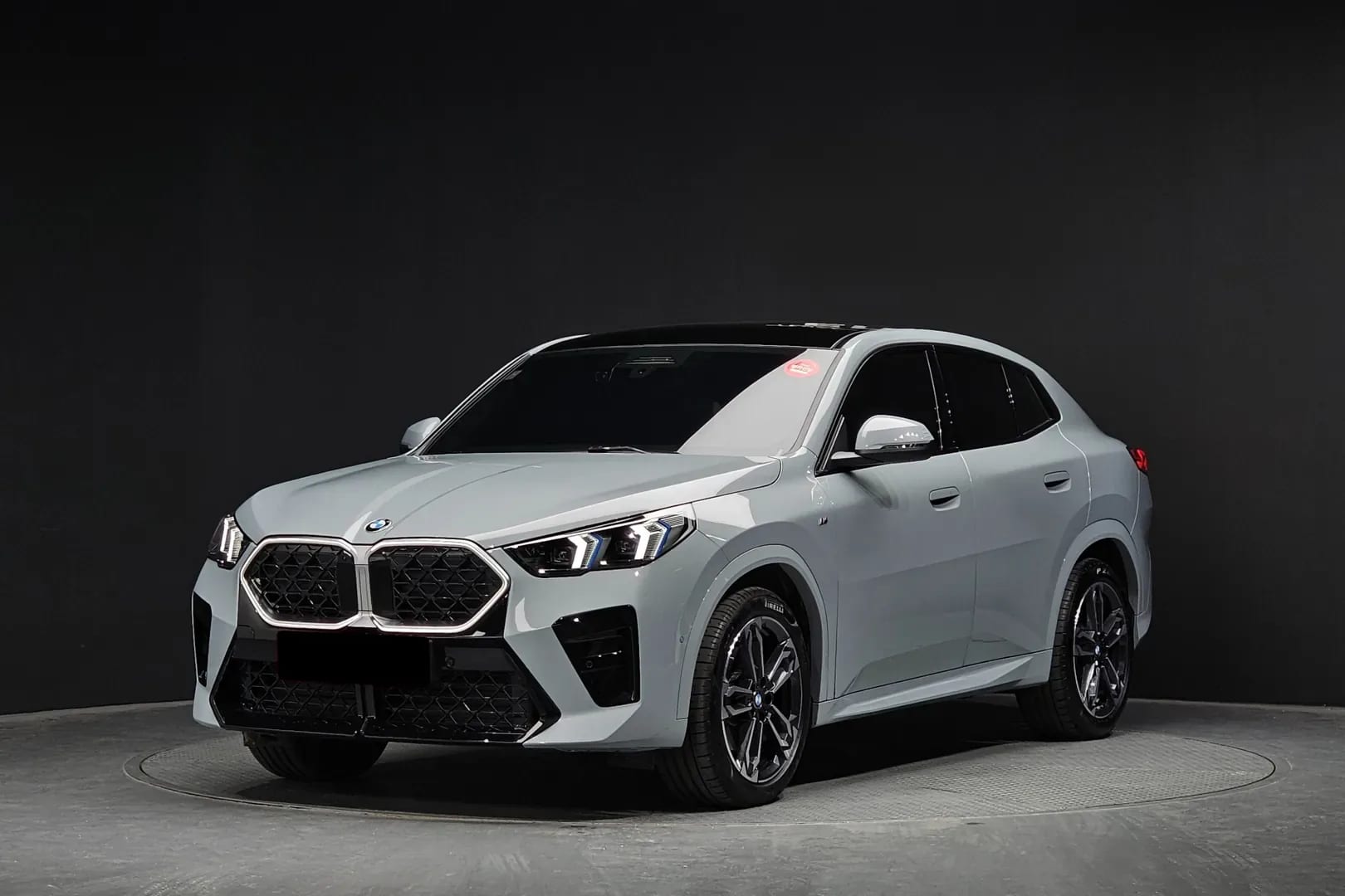 Bmw X2, Серый (2026) — фотография 1