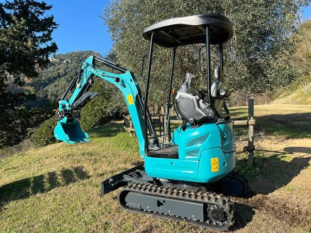 Мини-экскаватор Rippa R322L — фотография 1